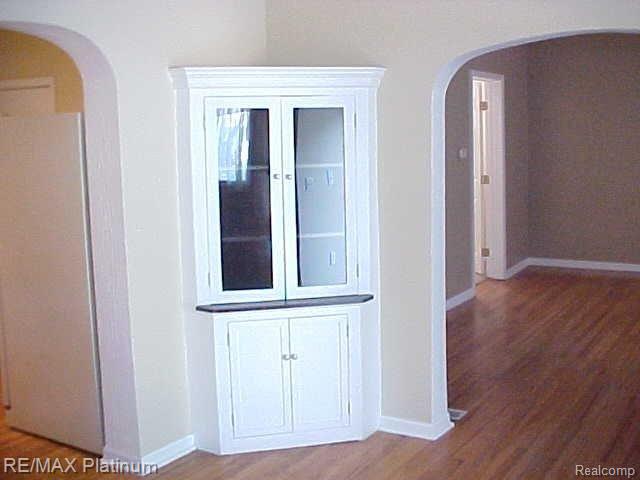 522 East Clinton Street Howell, MI 48843 - Photo 5 of 7