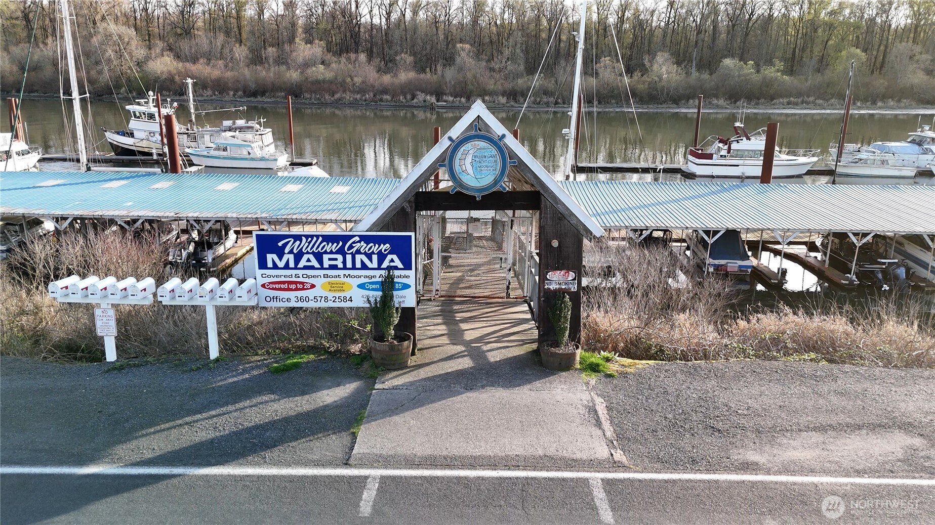151 Barlow Point Road Longview, WA 98632 - Photo 20 of 34 a view of a street with sitting area