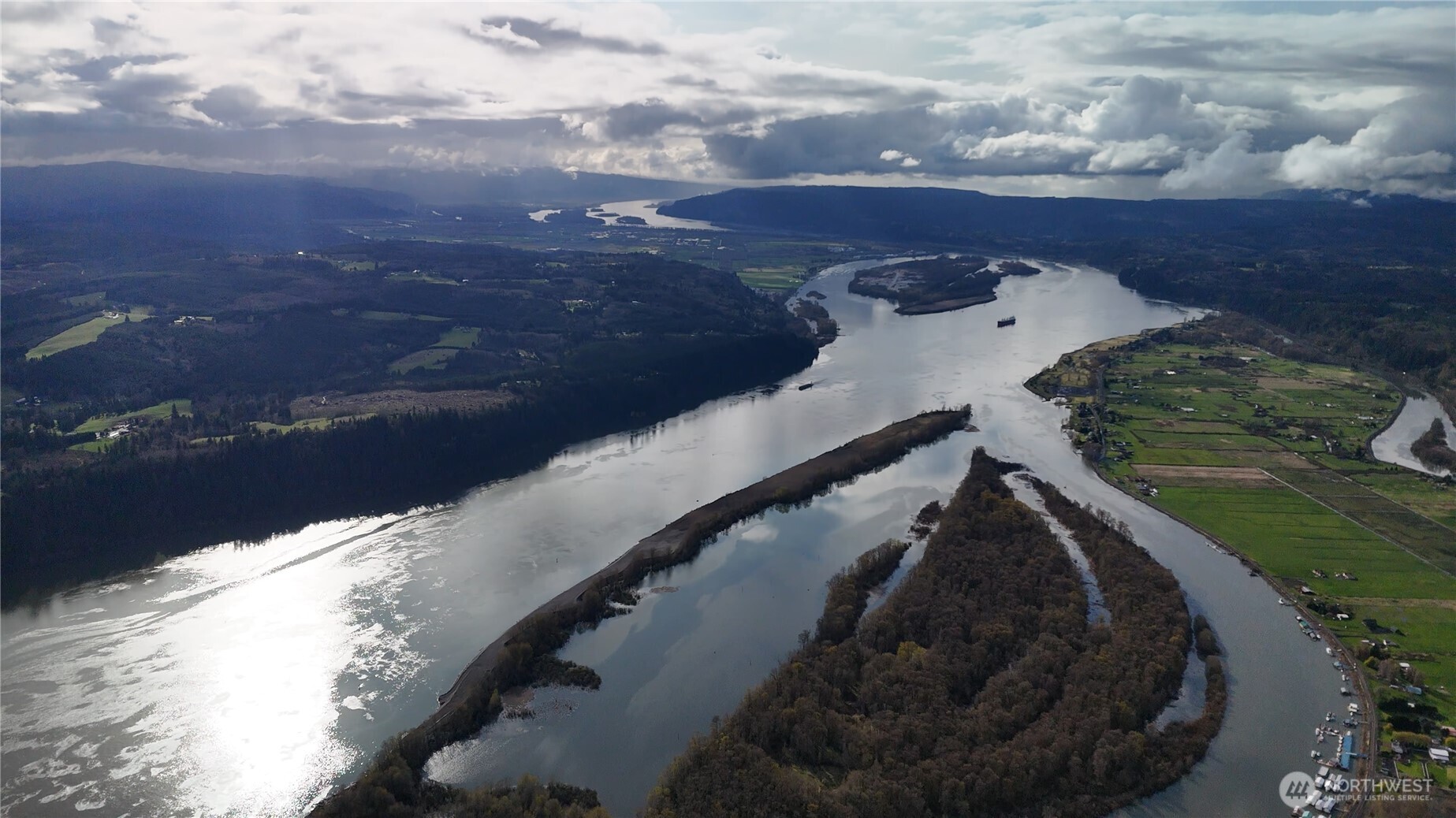 151 Barlow Point Road Longview, WA 98632 - Photo 7 of 34 a view of building and outdoor space