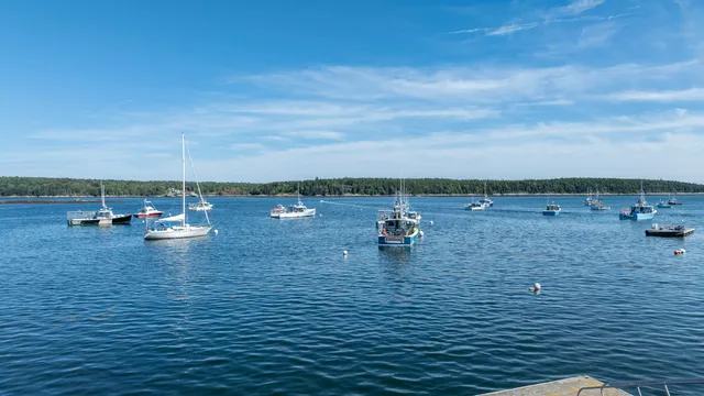 $975,000 | 943 Cundy's Harbor Road, Harpswell, ME 04079