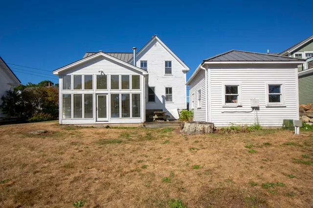 $975,000 | 943 Cundy's Harbor Road, Harpswell, ME 04079