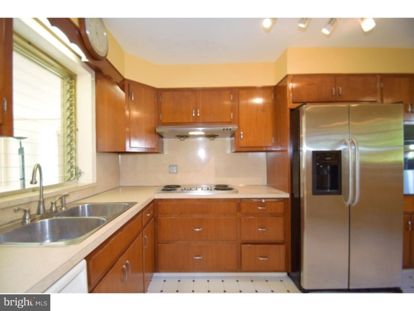 528 Lindley Road Glenside, PA 19038 - Photo 11 of 23 Gallery Image 11