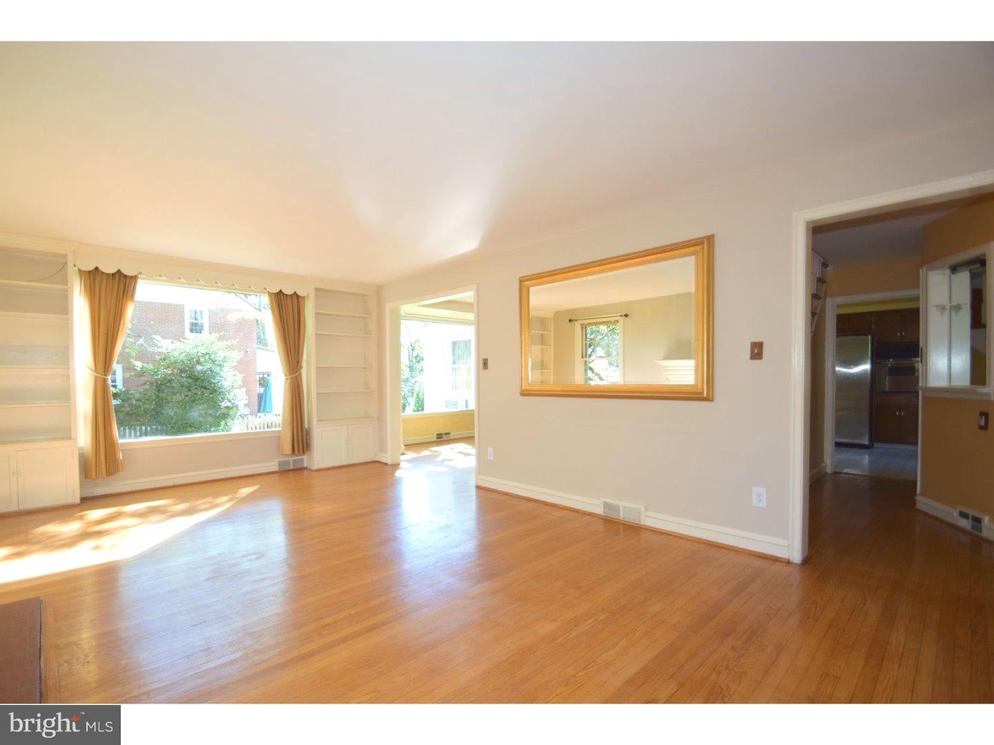 528 Lindley Road Glenside, PA 19038 - Photo 5 of 23 Gallery Image 5
