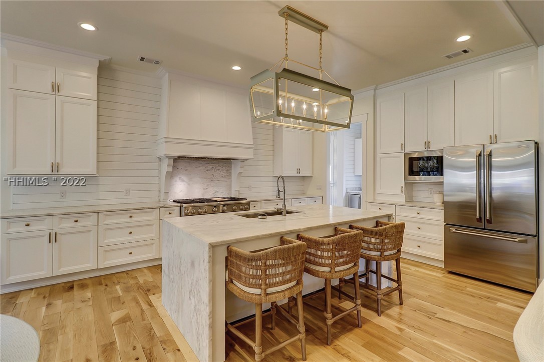 30 McIntosh Road Hilton Head Island, SC 29926 - Photo 1 of 1 Gallery Image 1
