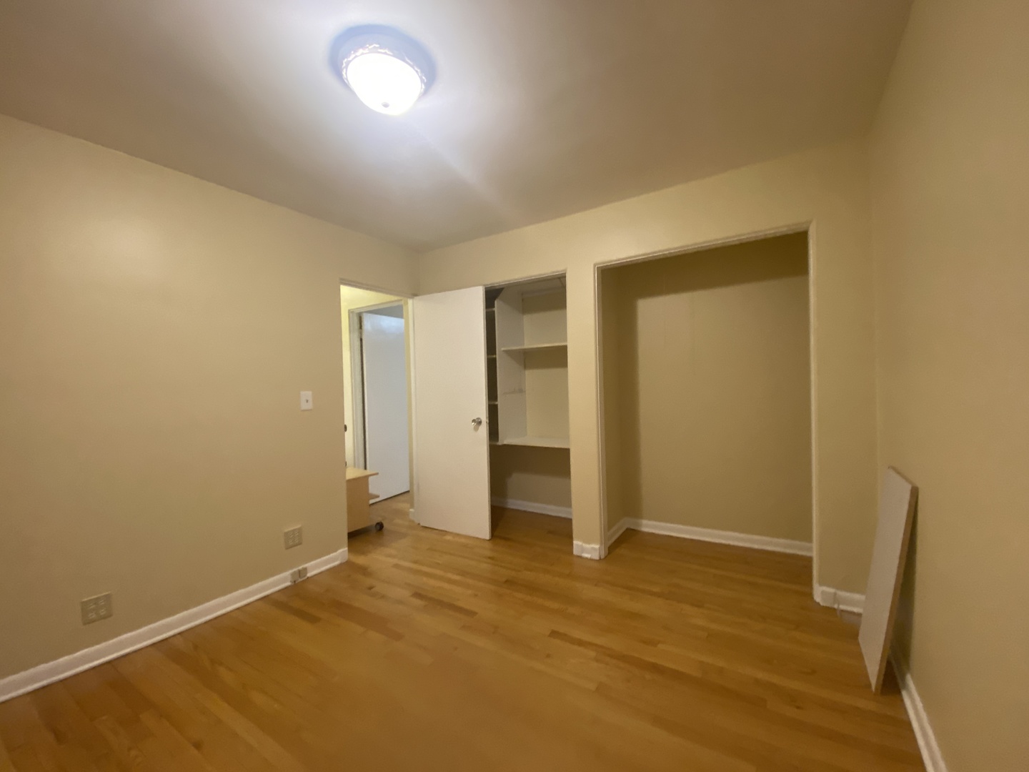 501 Sheridan Road, Unit A1 Evanston, IL 60202 - Photo 20 of 30 a view of an empty room