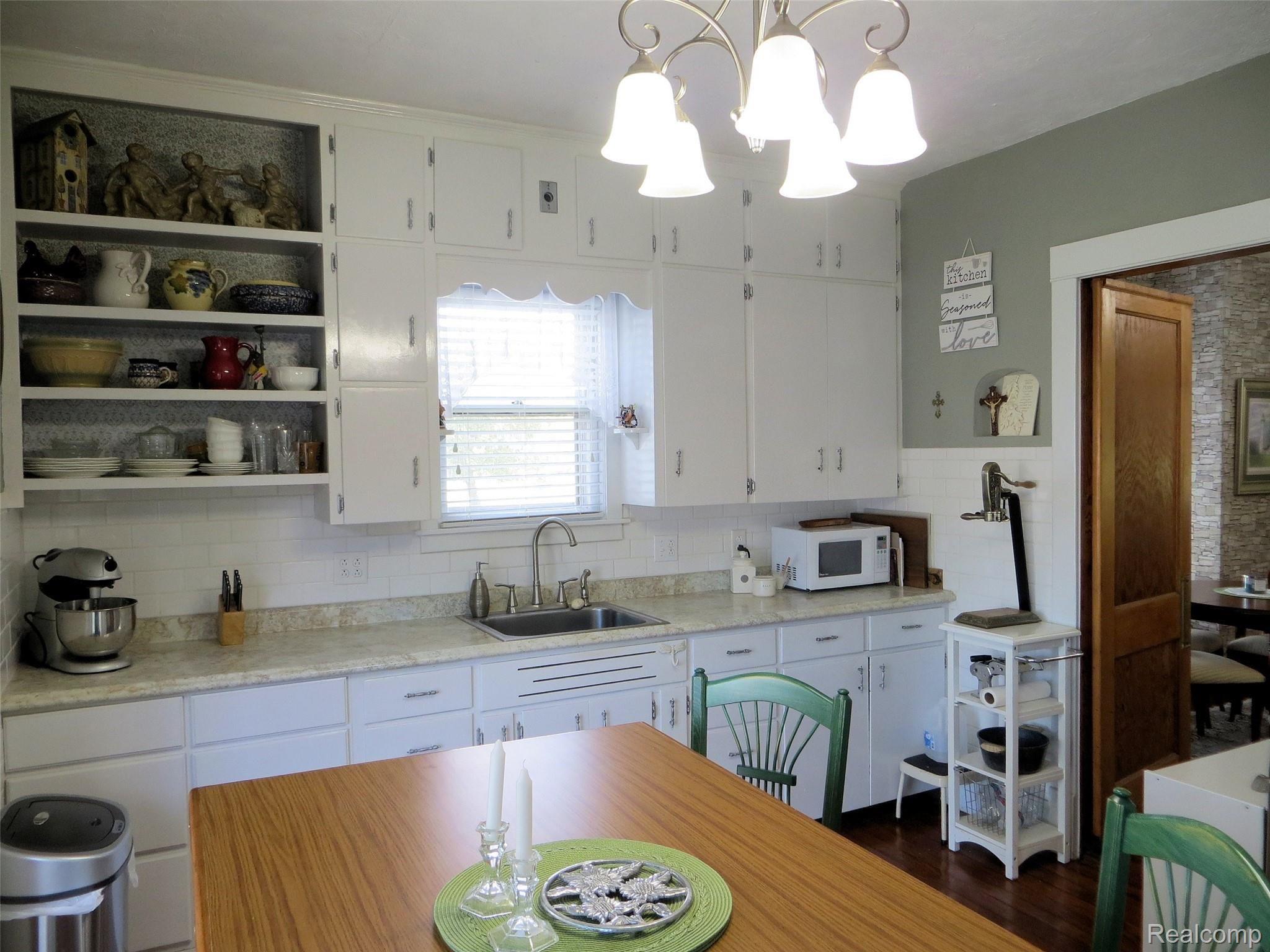 217 East Sebewaing Street Sebewaing, MI 48759 - Photo 18 of 43 18.JPG