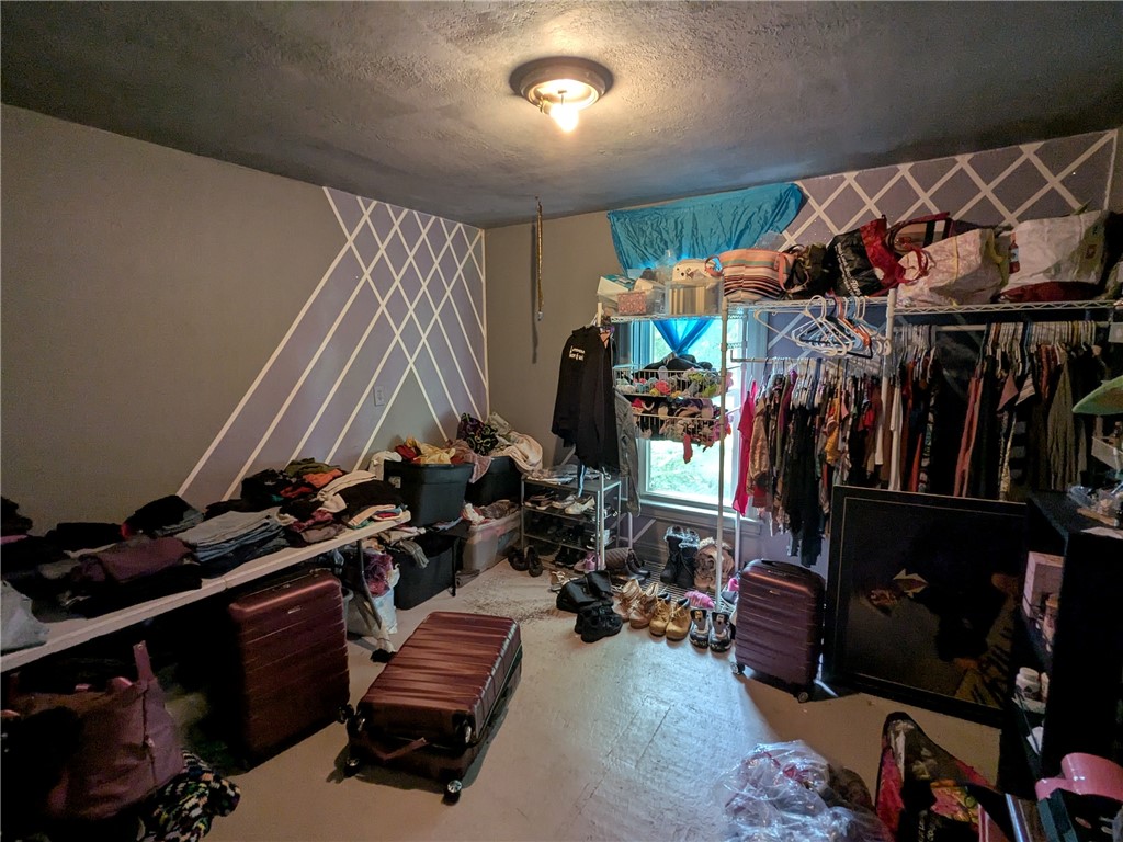 77 Roycroft Drive Rochester, NY 14621 - Photo 13 of 20