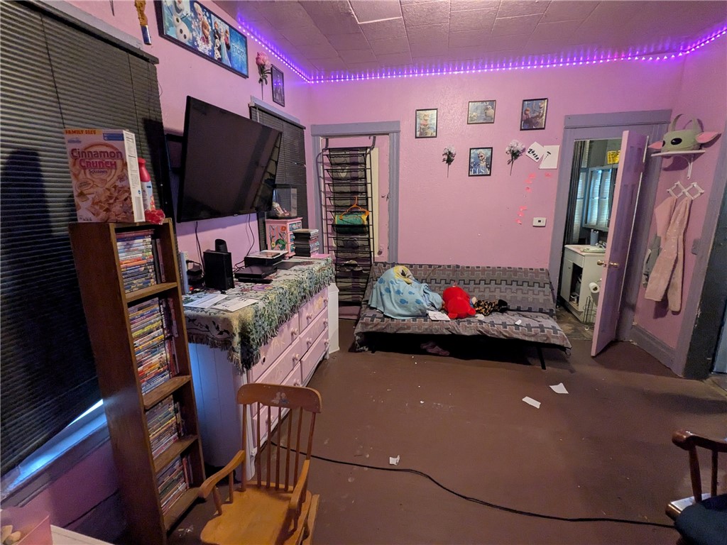 77 Roycroft Drive Rochester, NY 14621 - Photo 6 of 20