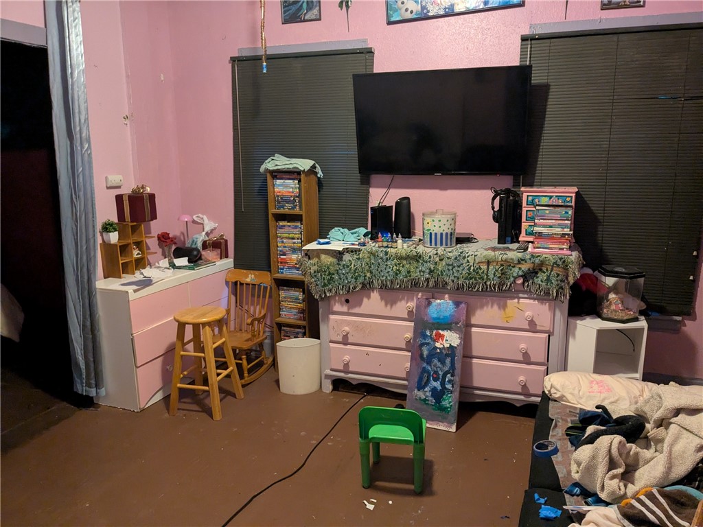 77 Roycroft Drive Rochester, NY 14621 - Photo 7 of 20