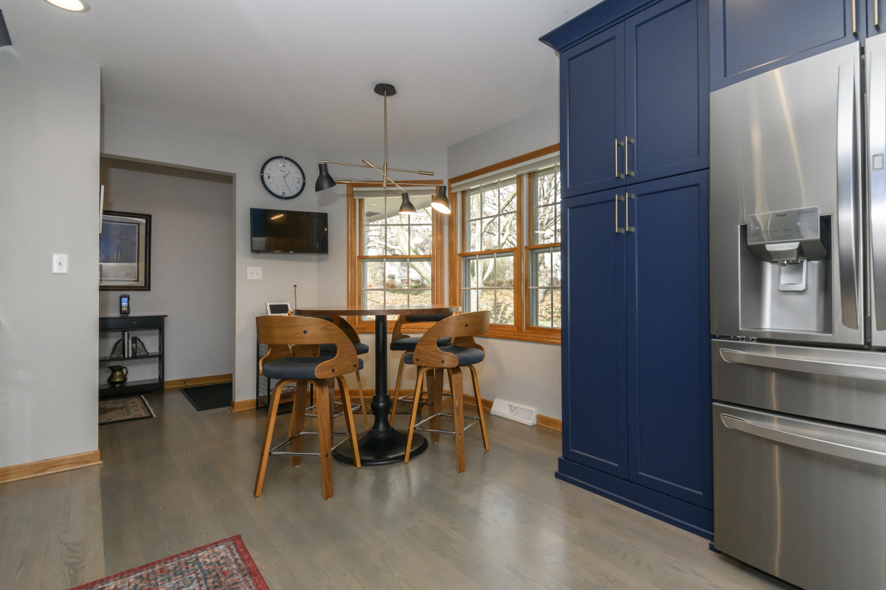 675 Charleston Court, Unit B Brookfield, WI 53045 - Photo 20 of 55 Kitchen