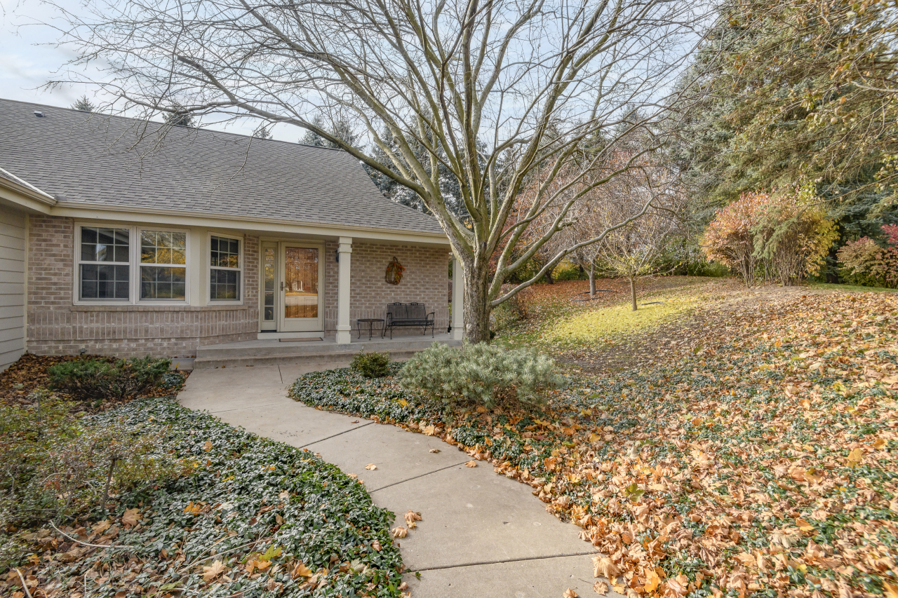 675 Charleston Court, Unit B Brookfield, WI 53045 - Photo 10 of 55 Stunning Setting