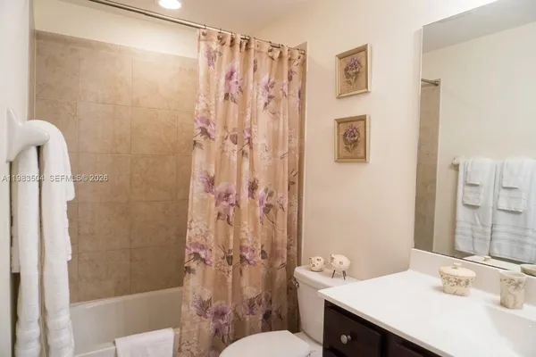 $490,000 | 3280 West 92nd Place, Hialeah, FL 33018