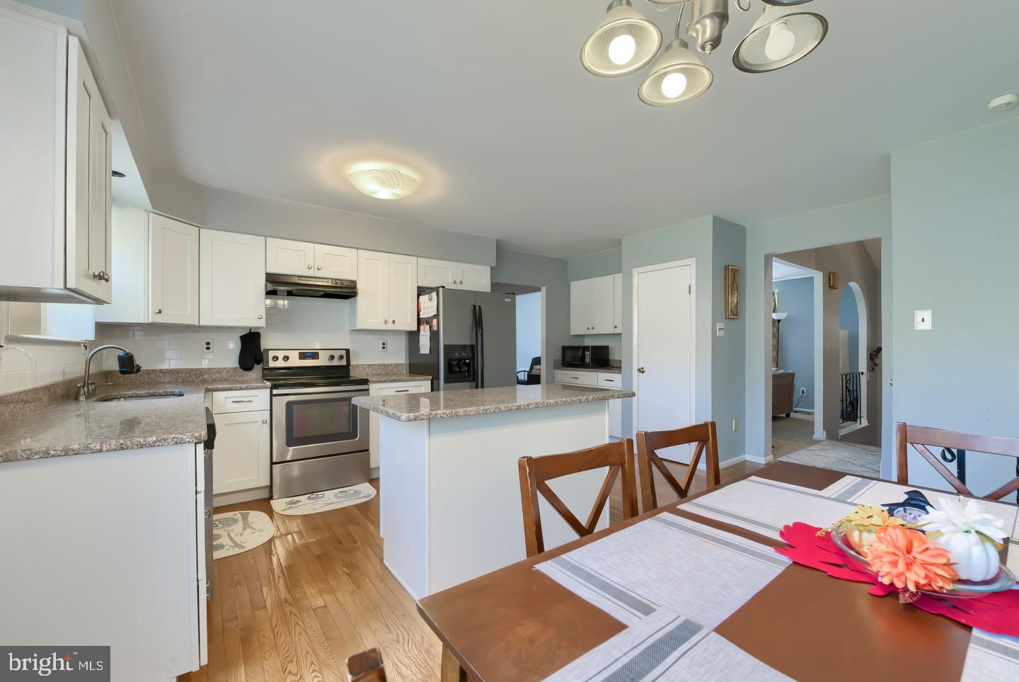 16 Banner Road Cherry Hill, NJ 08003 - Photo 13 of 32