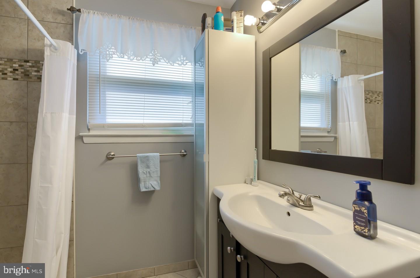 16 Banner Road Cherry Hill, NJ 08003 - Photo 25 of 32