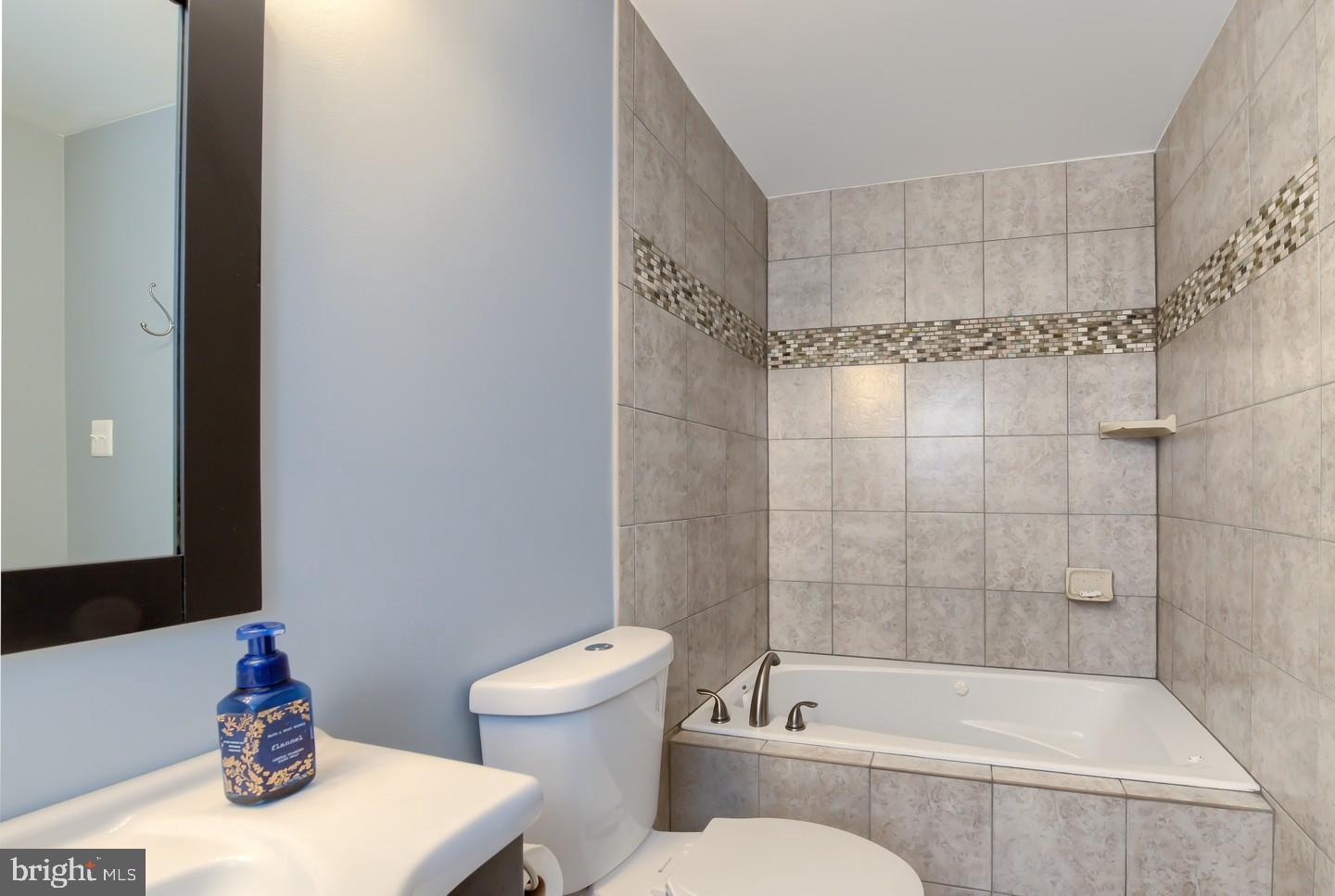 16 Banner Road Cherry Hill, NJ 08003 - Photo 26 of 32