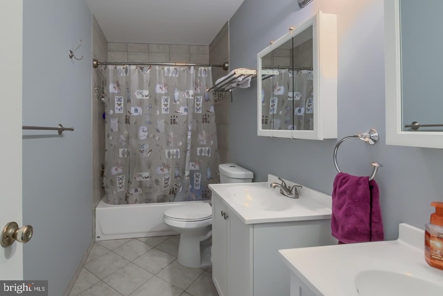 16 Banner Road Cherry Hill, NJ 08003 - Photo 28 of 32