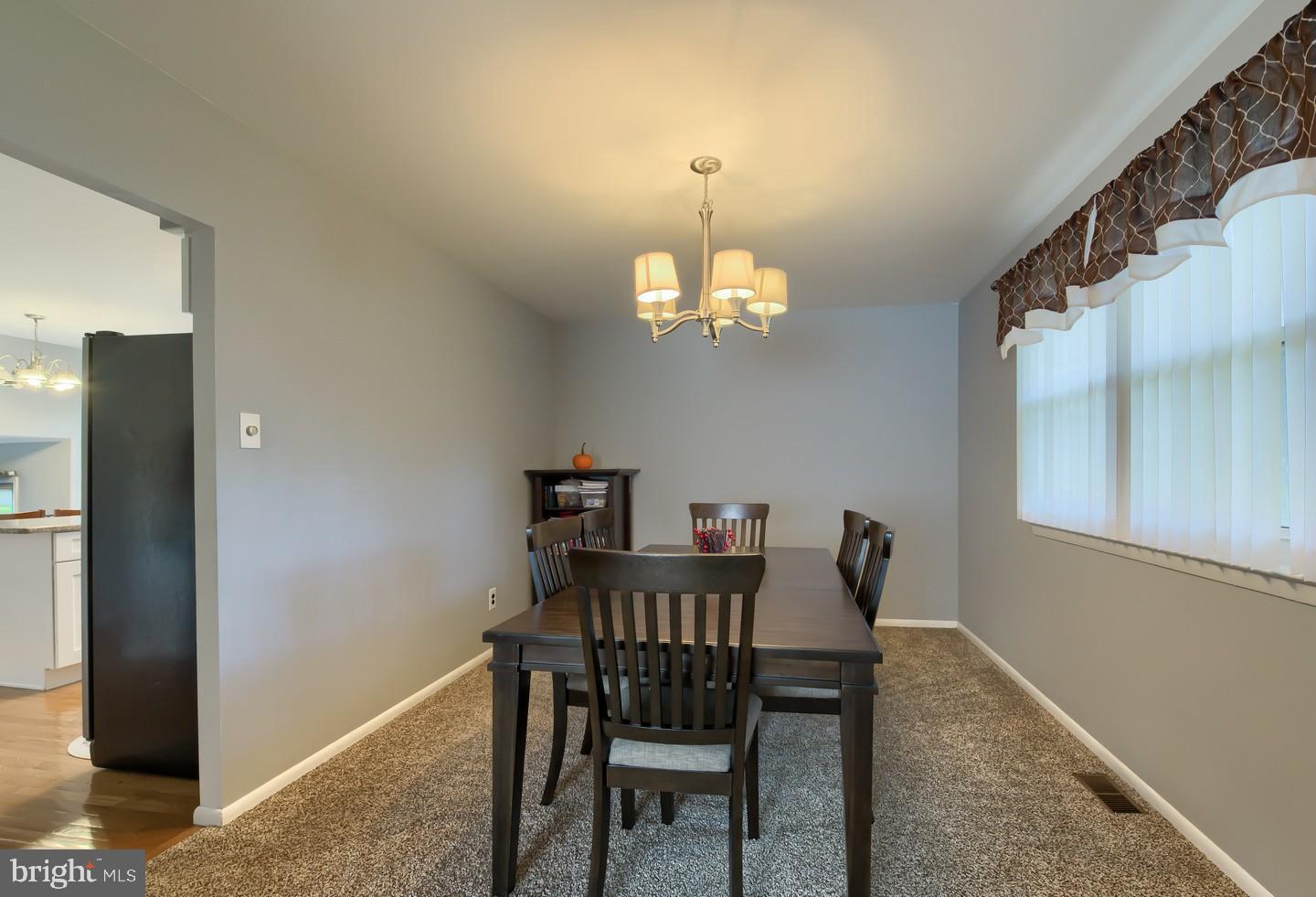 16 Banner Road Cherry Hill, NJ 08003 - Photo 10 of 32