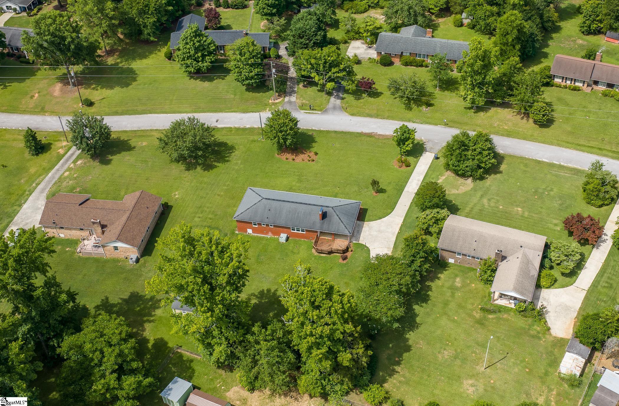 107 Lemon Tree Trail Laurens, SC 29360 - Photo 41 of 42