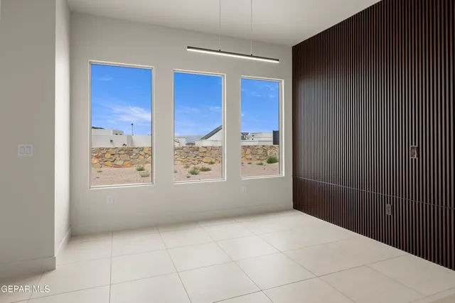 $795,000 | 321 Blue Valley Drive, El Paso, TX 79928