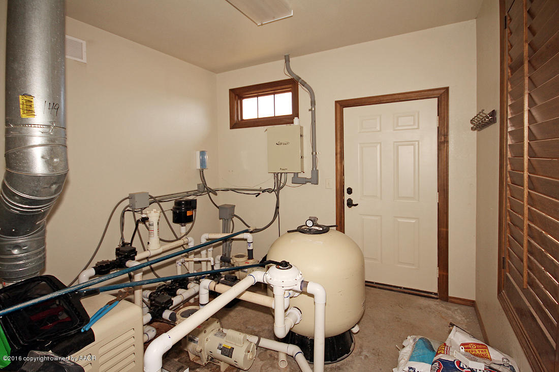 1009 Girl Scout Road Amarillo, TX 79124 - Photo 55 of 81 Swimming Pool Room