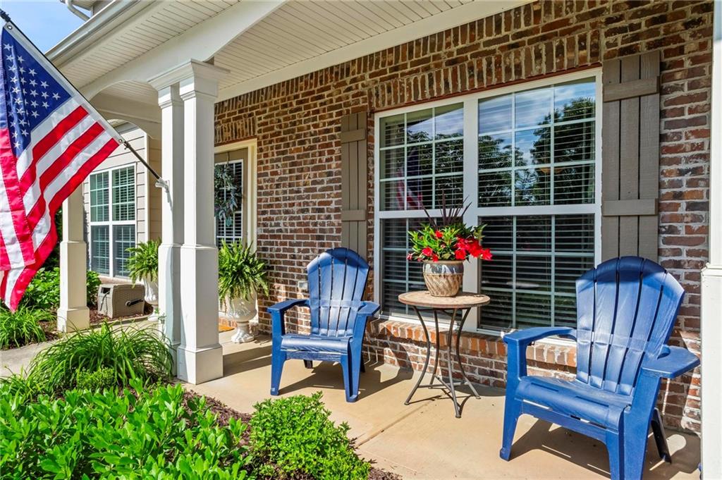 3922 Walnut Grove Way Gainesville, GA 30506 - Photo 3 of 31