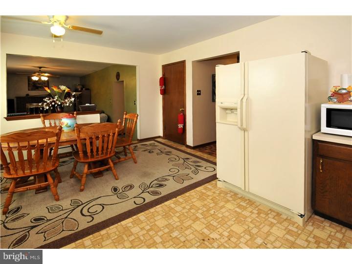 243 Twining Road Lansdale, PA 19446 - Photo 11 of 23 Kitchen
