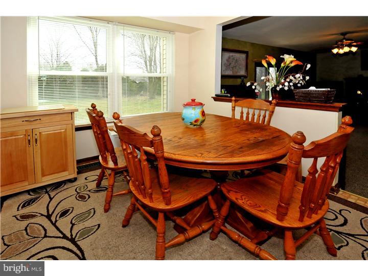243 Twining Road Lansdale, PA 19446 - Photo 13 of 23 Breakfast Room