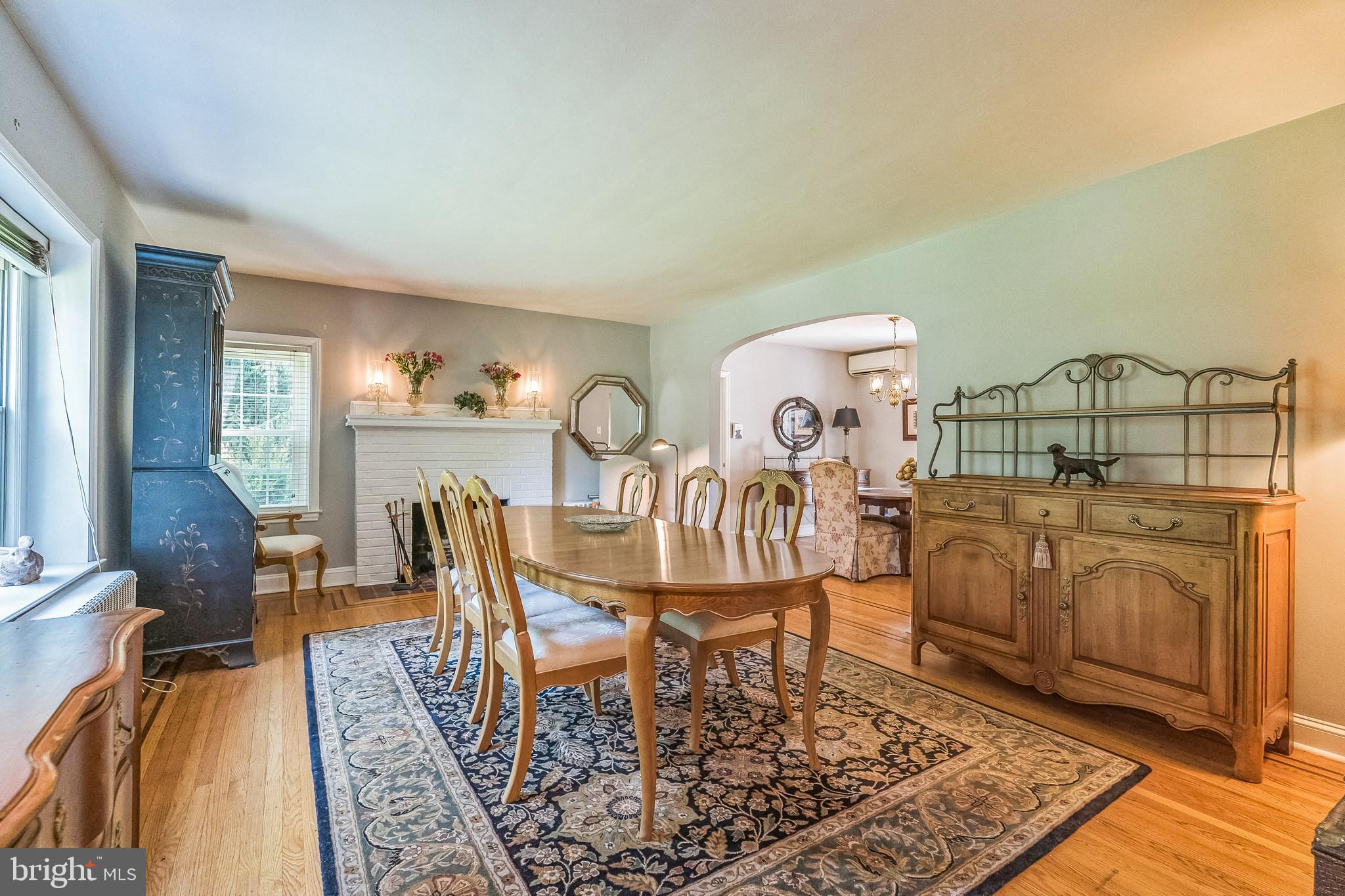31 Rabbit Run Road Rose Valley, PA 19086 - Photo 5 of 35 a view of a livingroom with furniture window and wooden floor