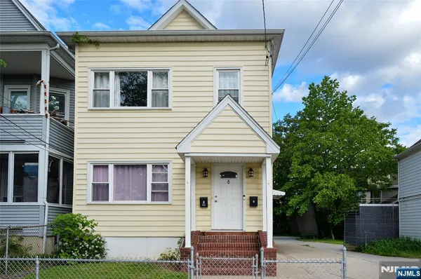 $788,000 | 6 May Street, Wallington, NJ 07057