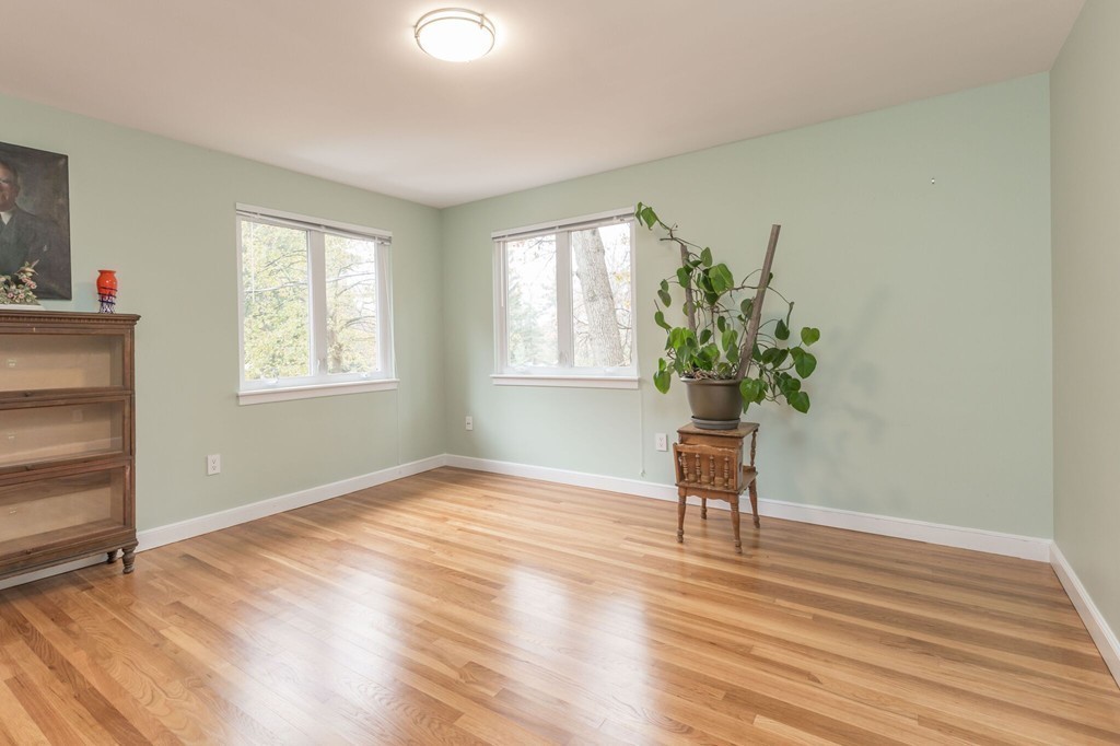 159 Carlton Road Newton, MA 02468 - Photo 10 of 24 Gallery Image 10