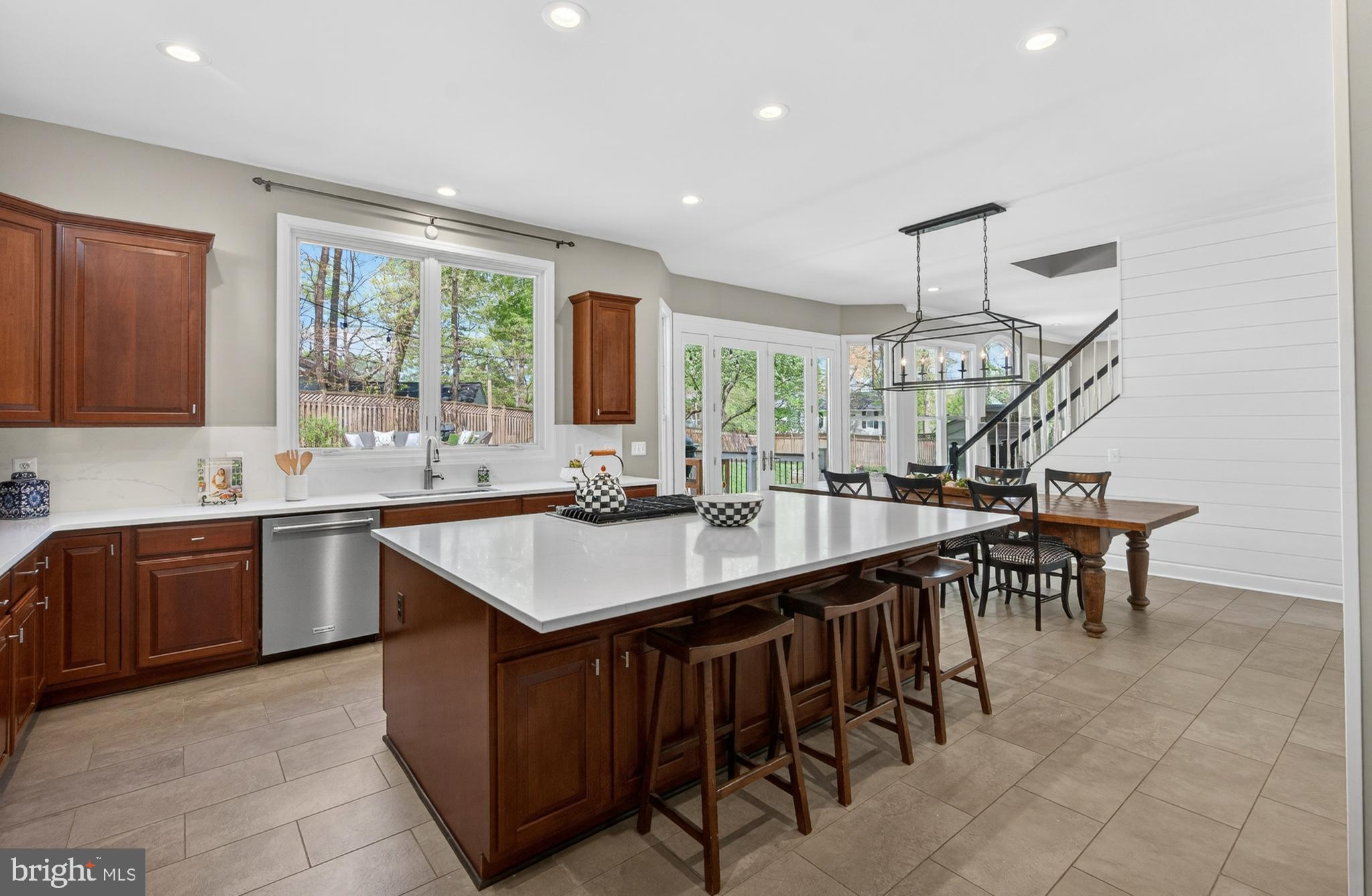 7822 Gambrill Woods Way Springfield, VA 22153 - Photo 13 of 93