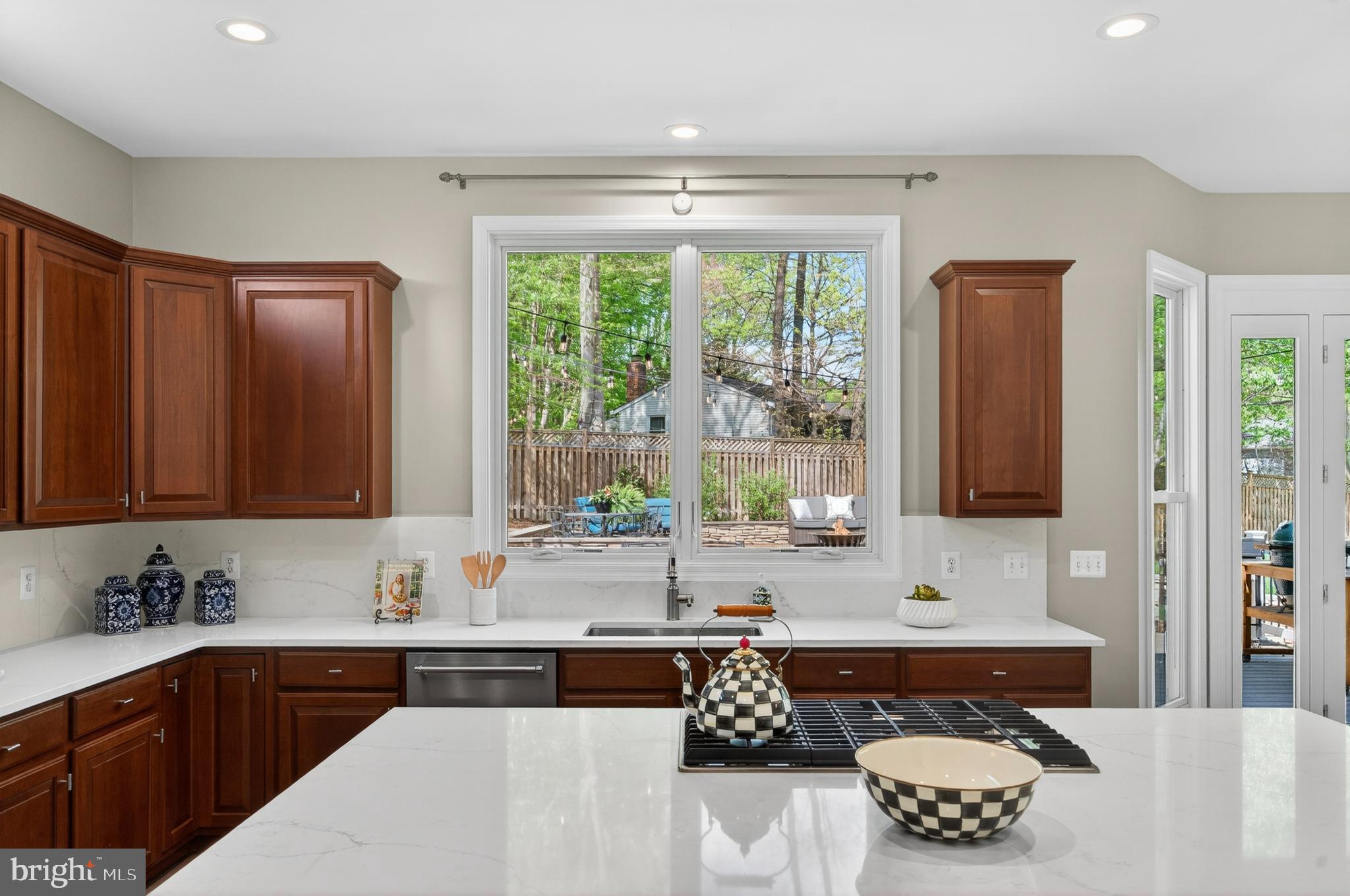 7822 Gambrill Woods Way Springfield, VA 22153 - Photo 20 of 93