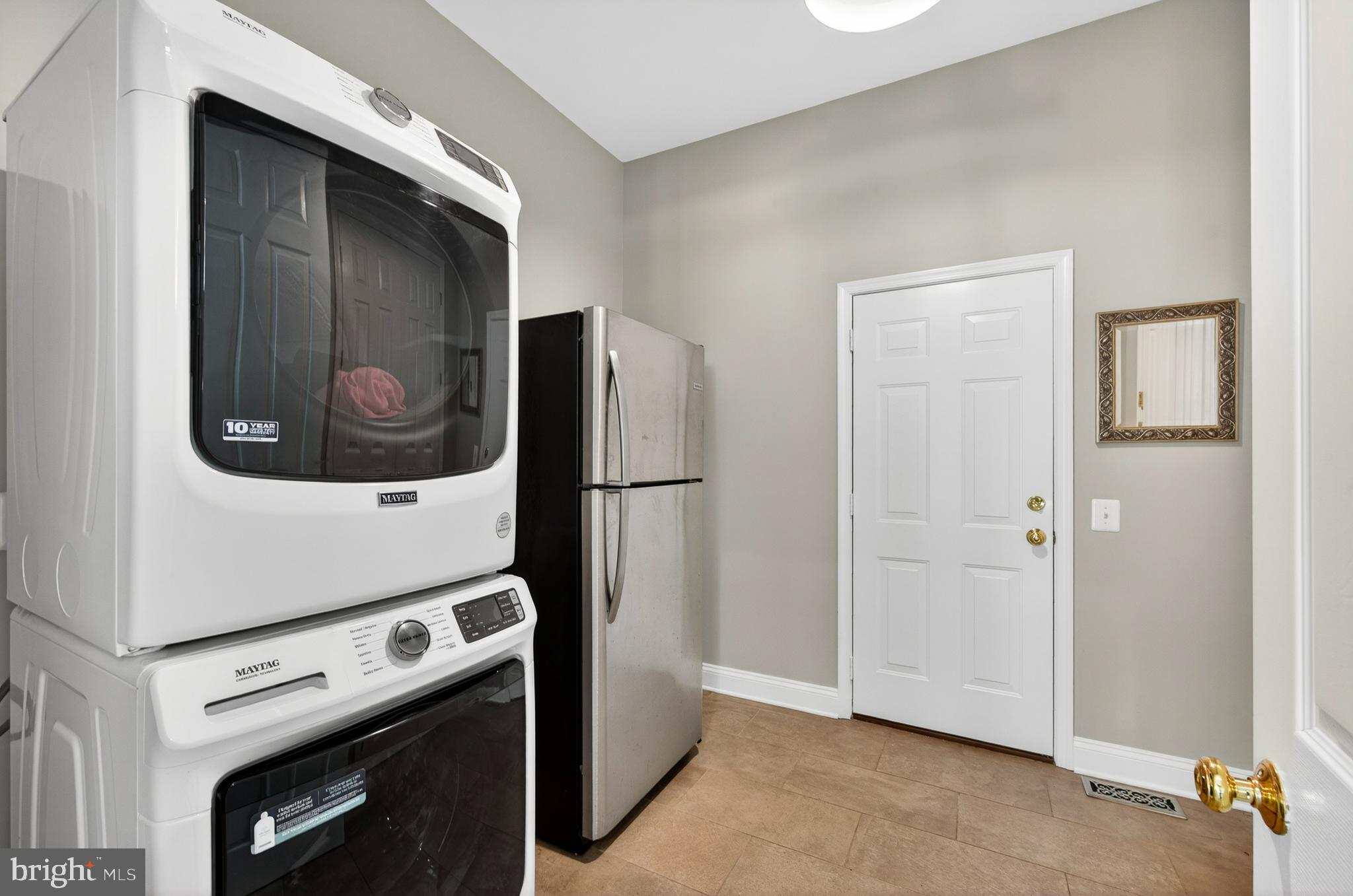 7822 Gambrill Woods Way Springfield, VA 22153 - Photo 37 of 93