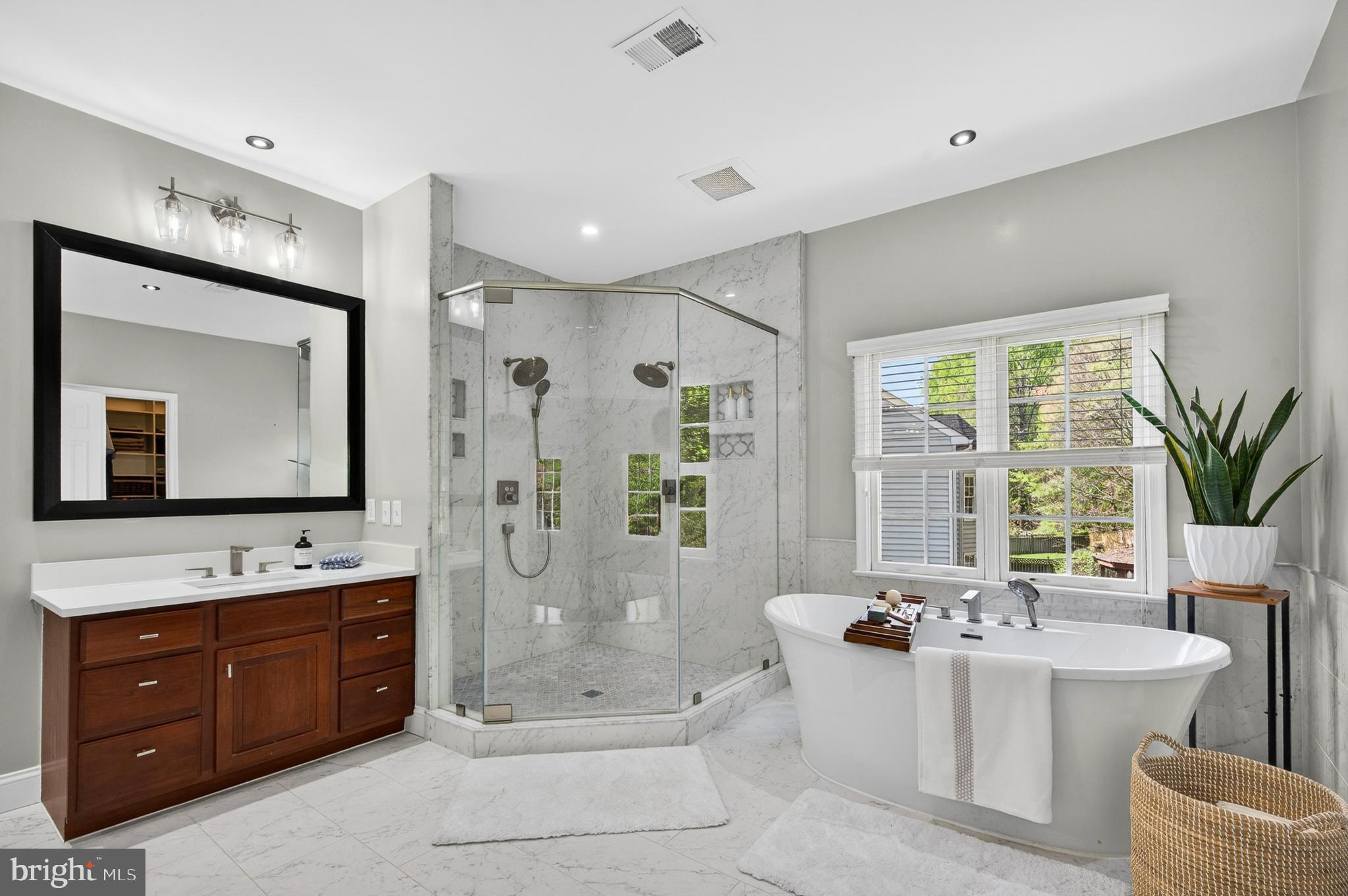 7822 Gambrill Woods Way Springfield, VA 22153 - Photo 48 of 93