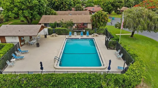 $2,400 | 503 Southeast 5th Circle, Boynton Beach, FL 33435
