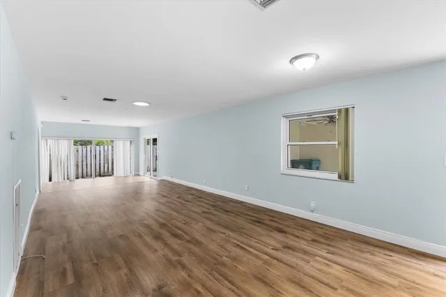 $2,400 | 503 Southeast 5th Circle, Boynton Beach, FL 33435