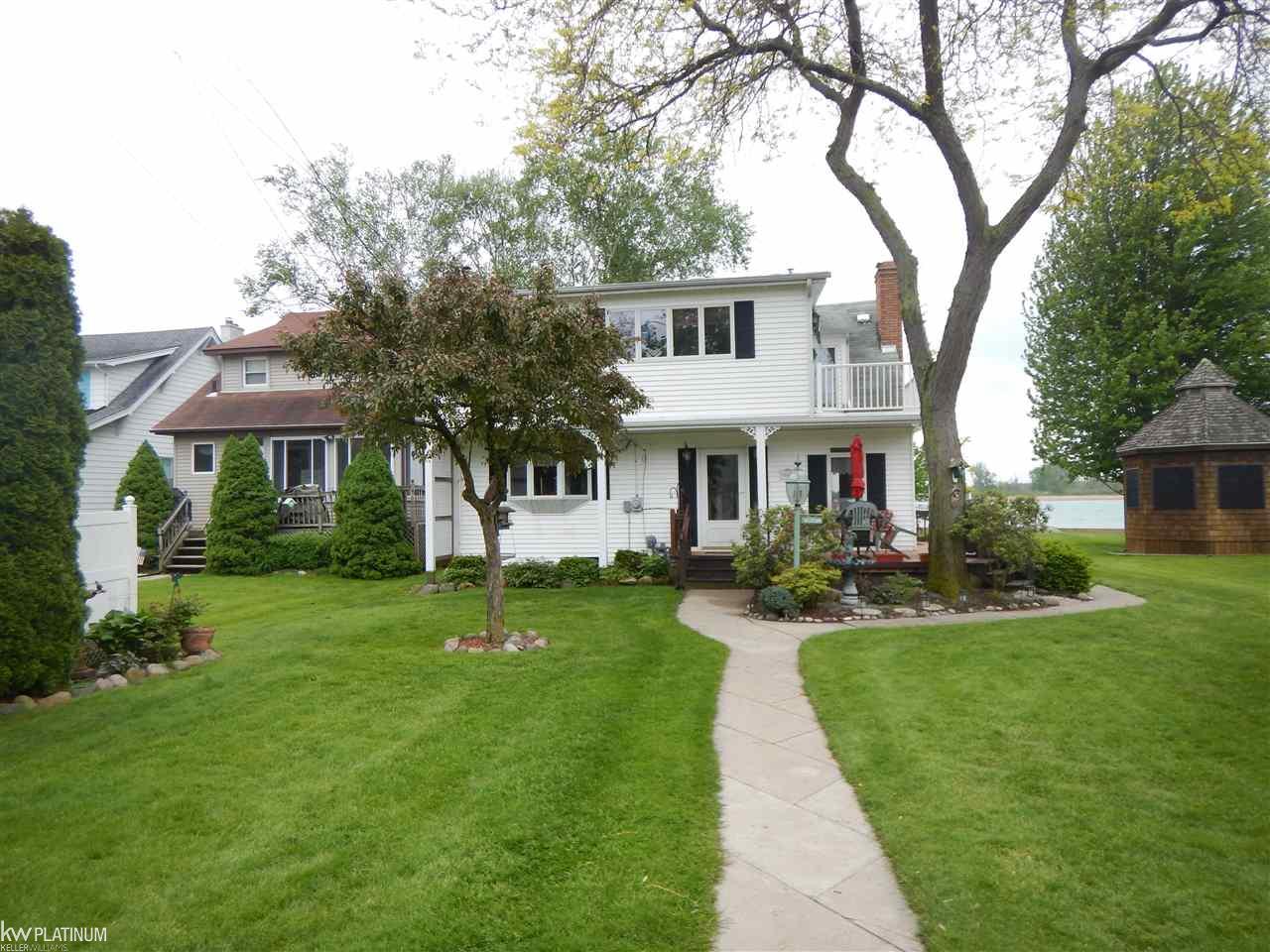 5637 Pointe Tremble Road Algonac, MI 48001 - Photo 2 of 50 31320509-1.JPG