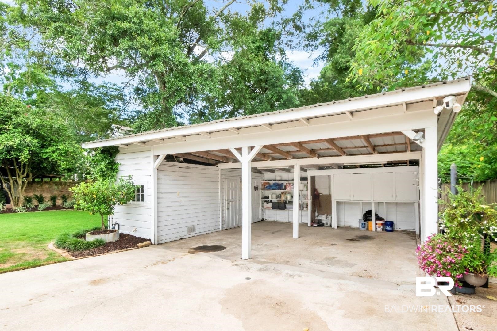 2009 Old Shell Road Mobile, AL 36607 - Photo 53 of 55