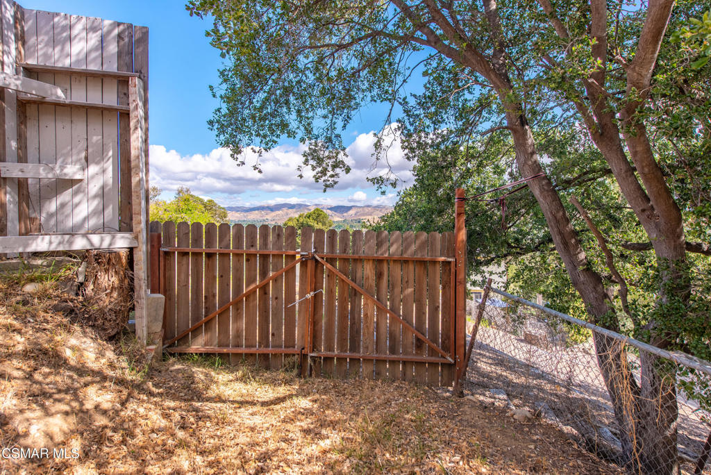 1314 Gonzales Road Simi Valley, CA 93063 - Photo 73 of 77