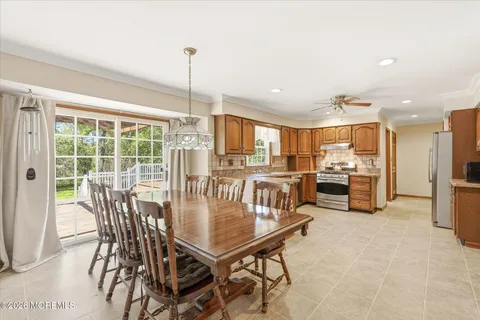 $899,900 | 5 McCaffery Road, Manalapan, NJ 07726