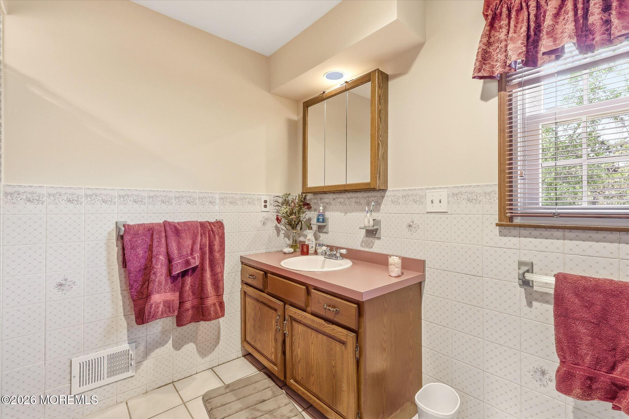 5 McCaffery Road Manalapan, NJ 07726 - Photo 21 of 26 44-5 McCaffrey44