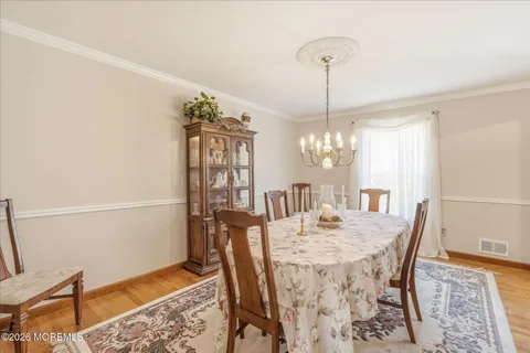 $899,900 | 5 McCaffery Road, Manalapan, NJ 07726