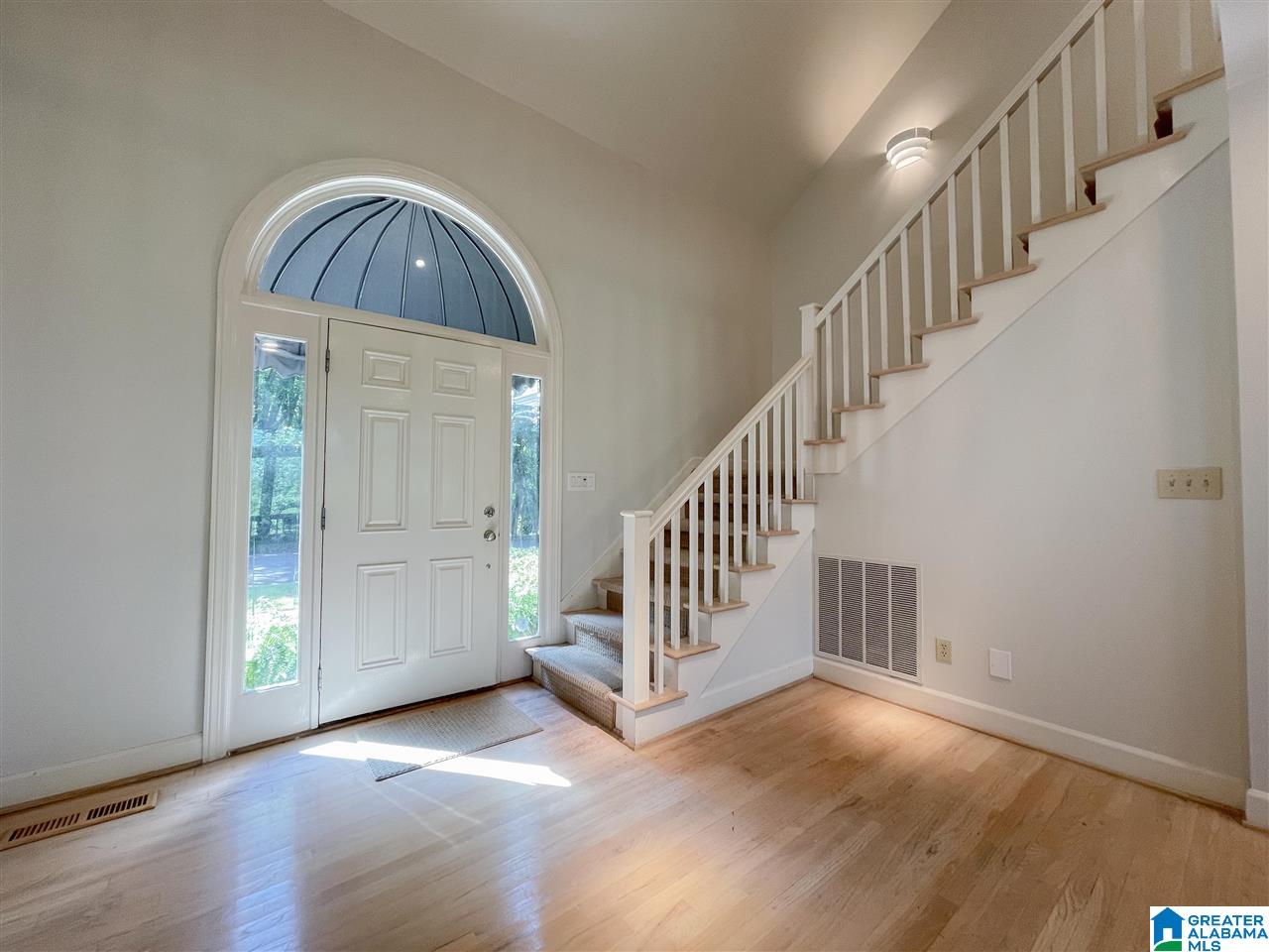 4944 Altamont Road South Birmingham, AL 35222 - Photo 3 of 34