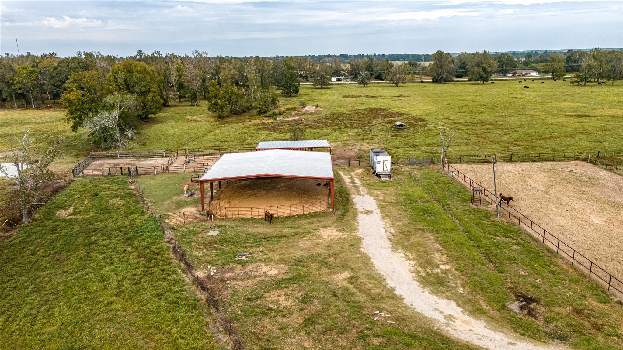 391 County Road 2010 Liberty, TX 77575 - Photo 13 of 18
