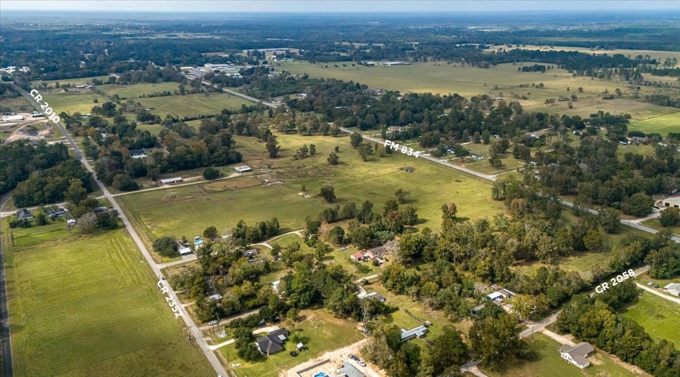 391 County Road 2010 Liberty, TX 77575 - Photo 9 of 18