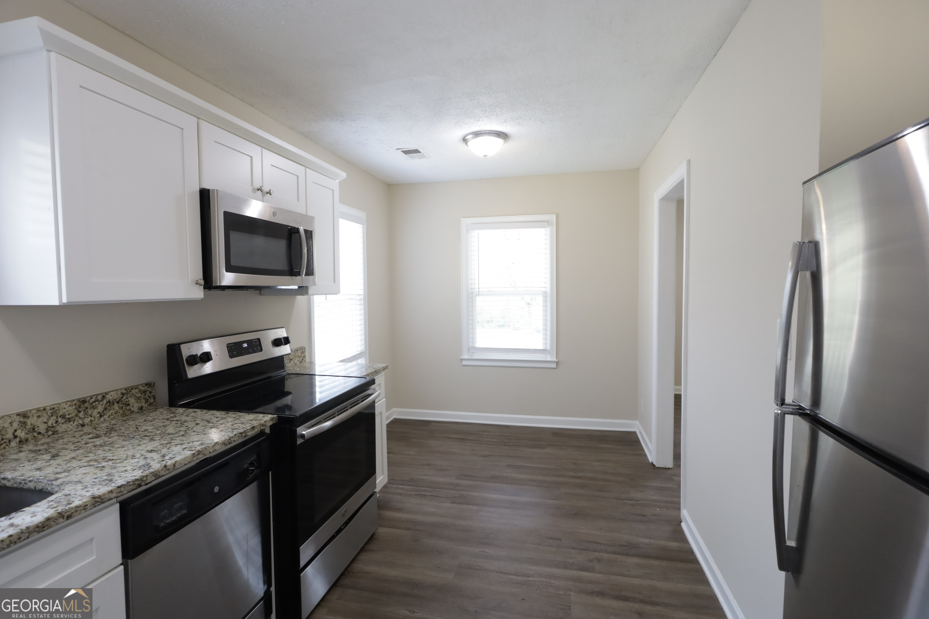 4242 Timber Valley Court Decatur, GA 30032 - Photo 3 of 12