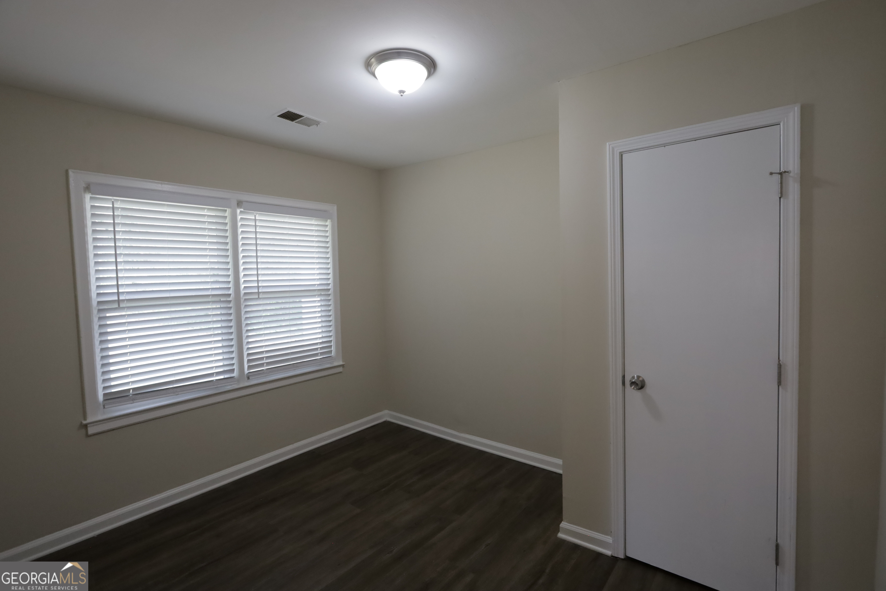 4242 Timber Valley Court Decatur, GA 30032 - Photo 6 of 12