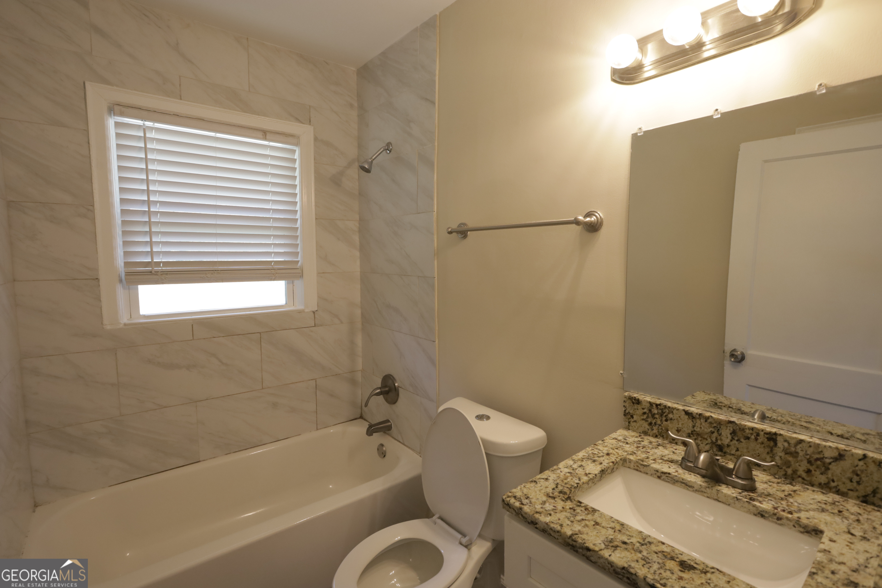 4242 Timber Valley Court Decatur, GA 30032 - Photo 7 of 12