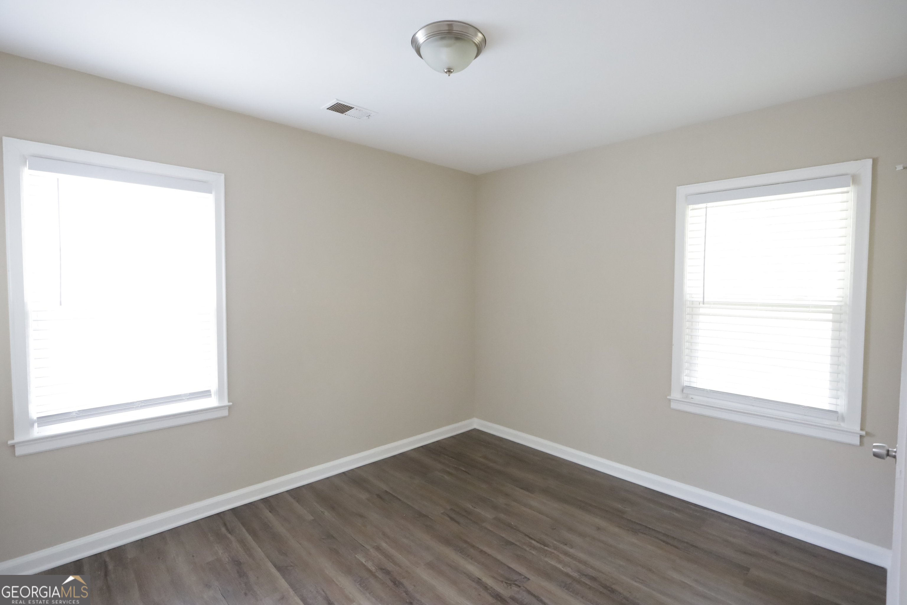 4242 Timber Valley Court Decatur, GA 30032 - Photo 8 of 12