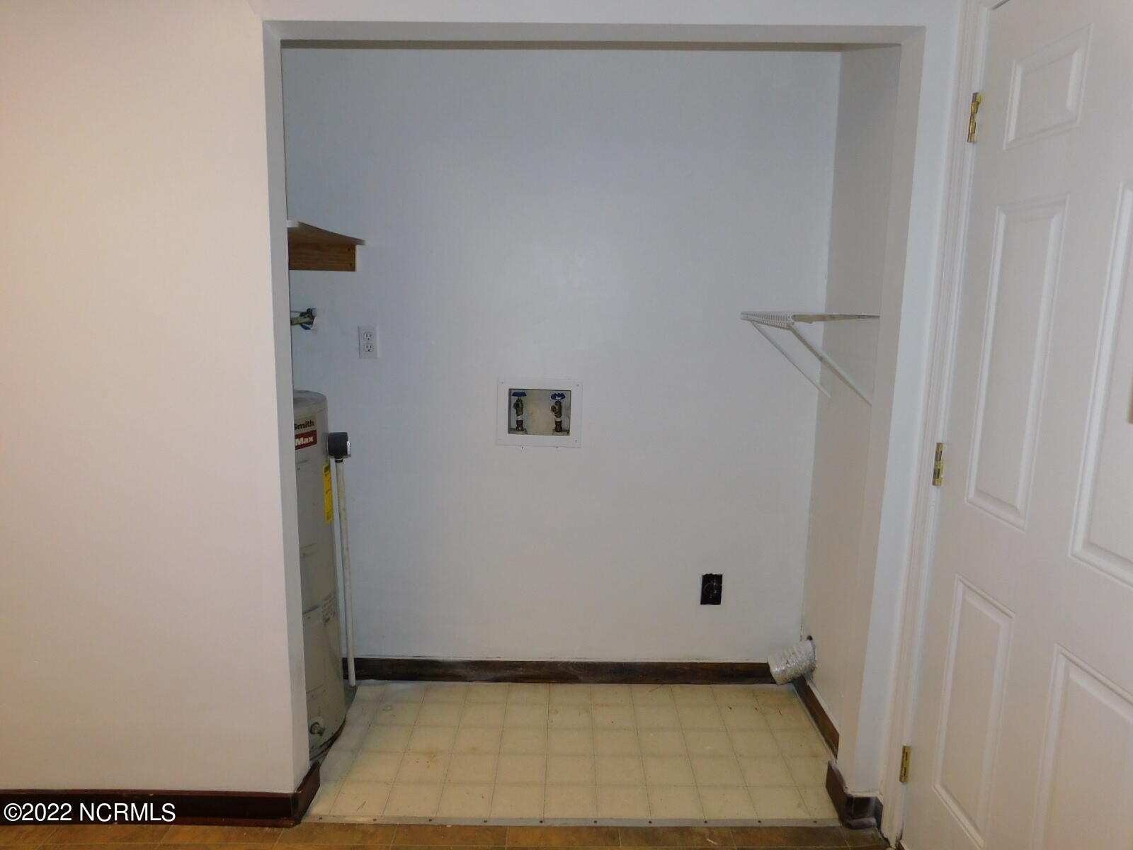 9 Cedar Ridge Court Havelock, NC 28532 - Photo 6 of 13 DSCN1261